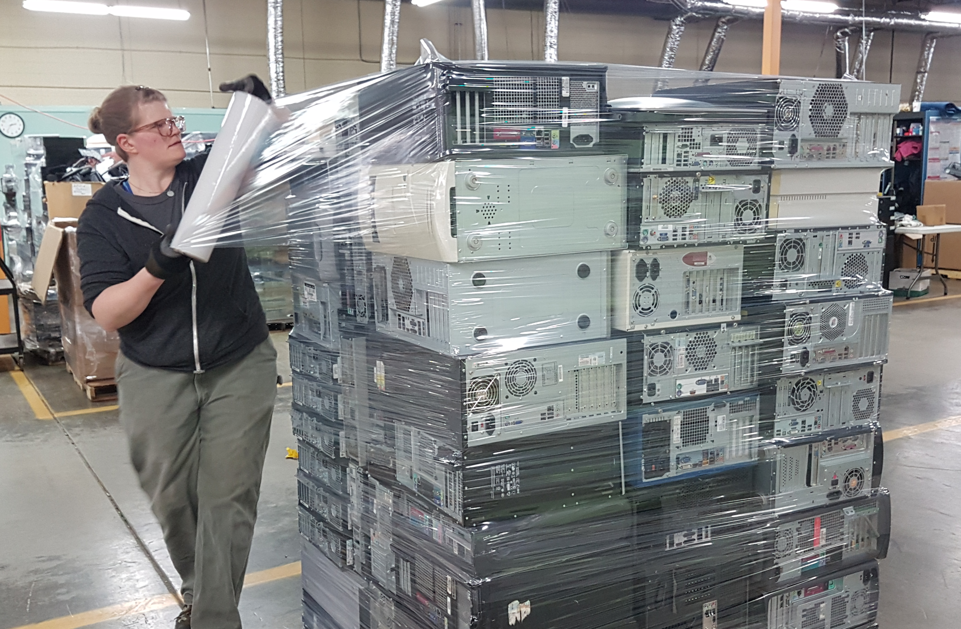 How To Properly Stack Electronics On A Pallet PCs for People